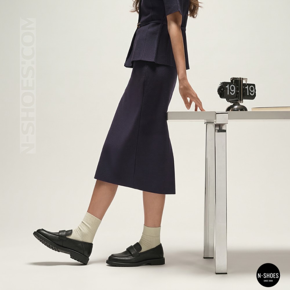 Жіночі чорні шкіряні лофери з анатомічною устілкою Allsy 209589 Lonza 26z83d2706-2 black 6193