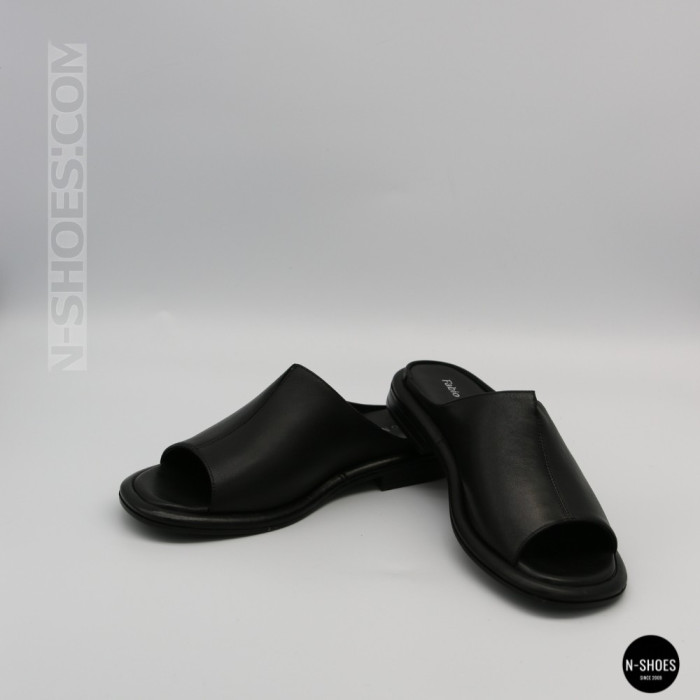 Black Leather Sabots Fabio Monelli 211980: Summer Comfort