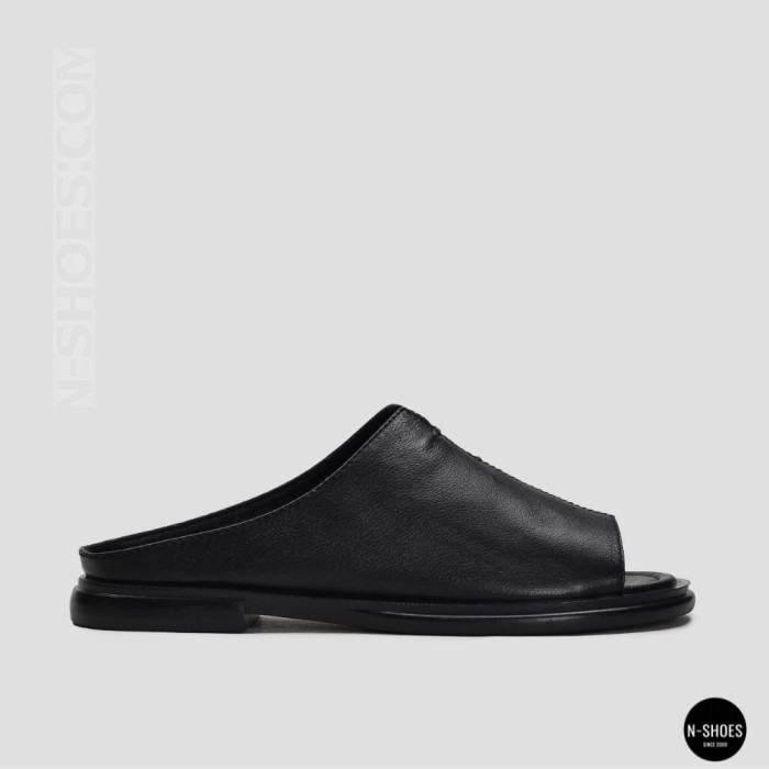 Black Leather Sabots Fabio Monelli 211980: Summer Comfort