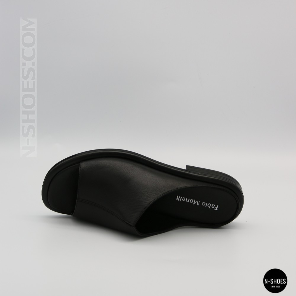 Black Leather Sabots Fabio Monelli 211980: Summer Comfort