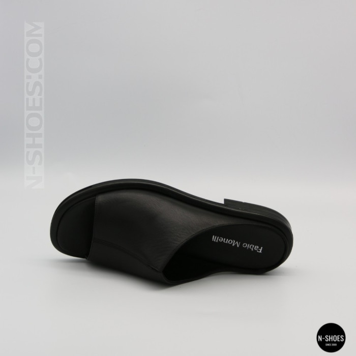 Black Leather Sabots Fabio Monelli 211980: Summer Comfort