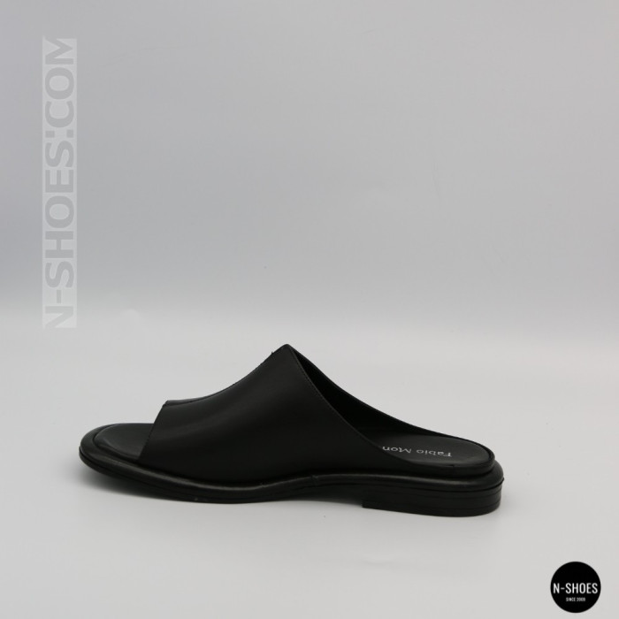 Black Leather Sabots Fabio Monelli 211980: Summer Comfort