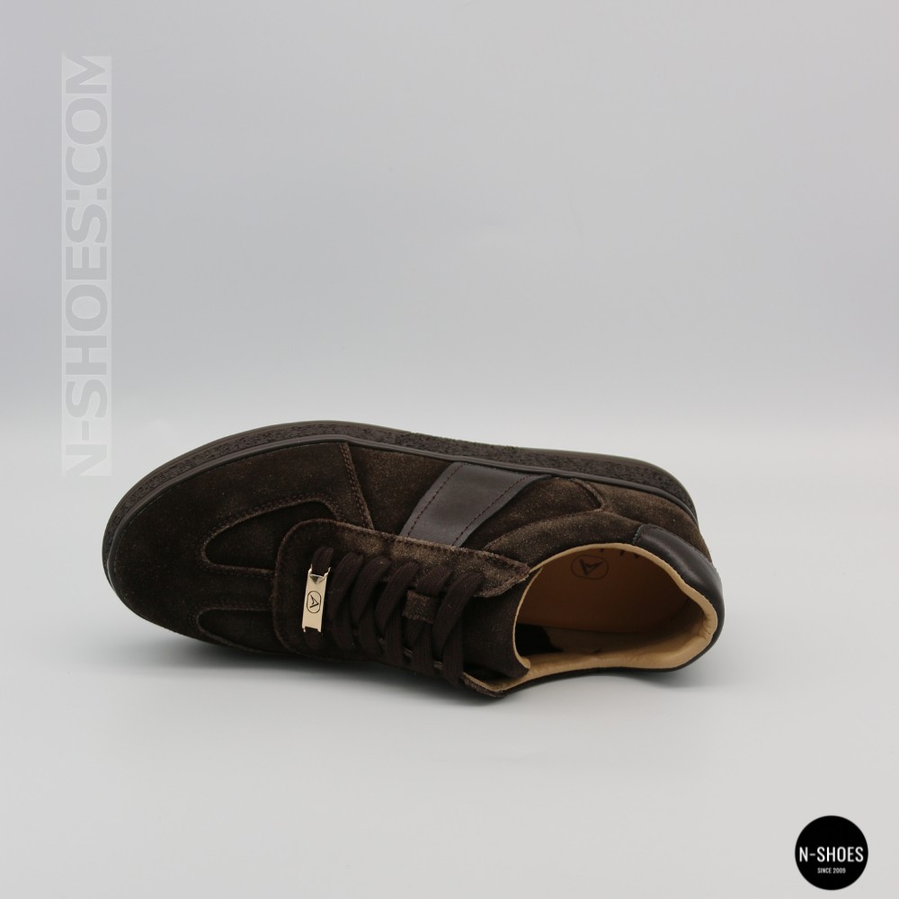 Жіночі коричневі замшеві кеди Allsy 210785 Lonza Alfi Brown 9227-30-500 brown 6210 у стилі Maison Margiela