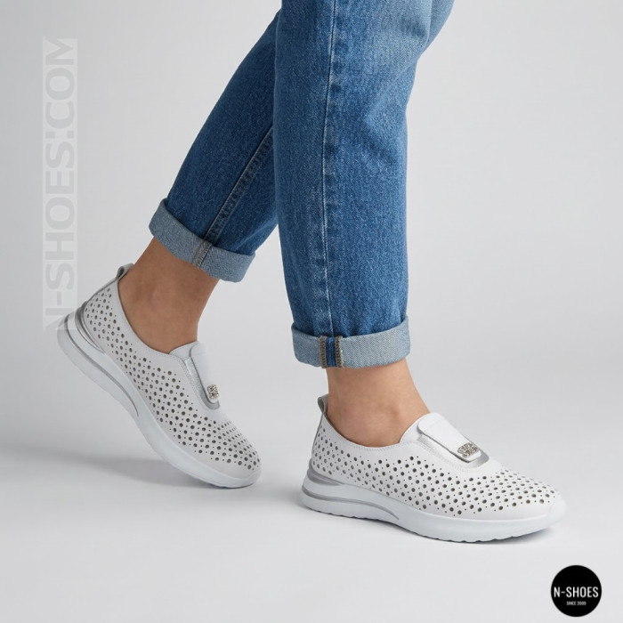 Комфортные женские мокасины с перфорацией Allsy 210306 Lonza s138-10 white 6215