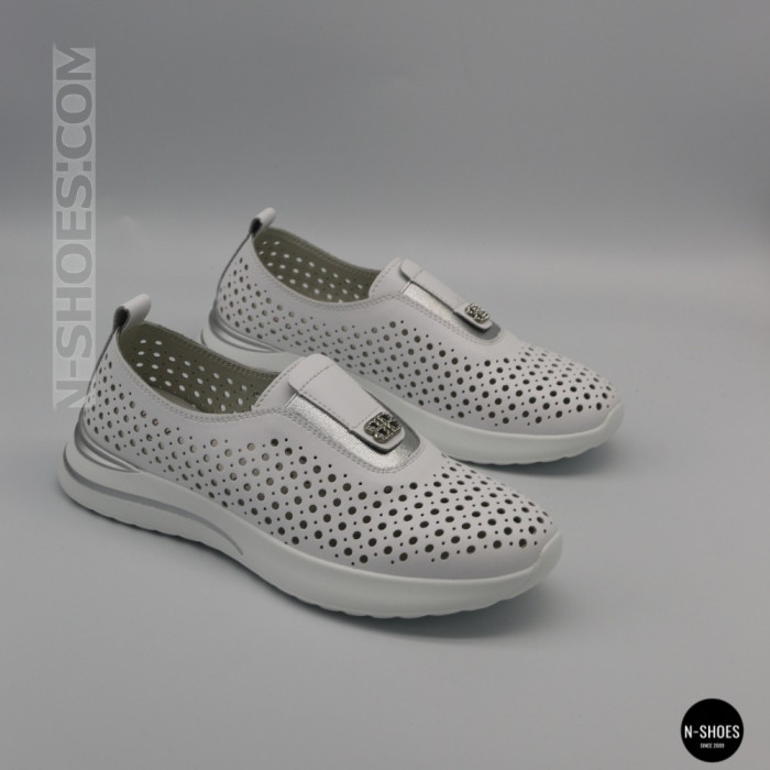 Комфортные женские мокасины с перфорацией Allsy 210306 Lonza s138-10 white 6215