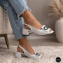 Женские белые босоножки Ilona 256-457 6217 на устойчивом каблуке