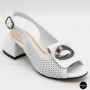 Женские белые босоножки Ilona 256-457 6217 на устойчивом каблуке