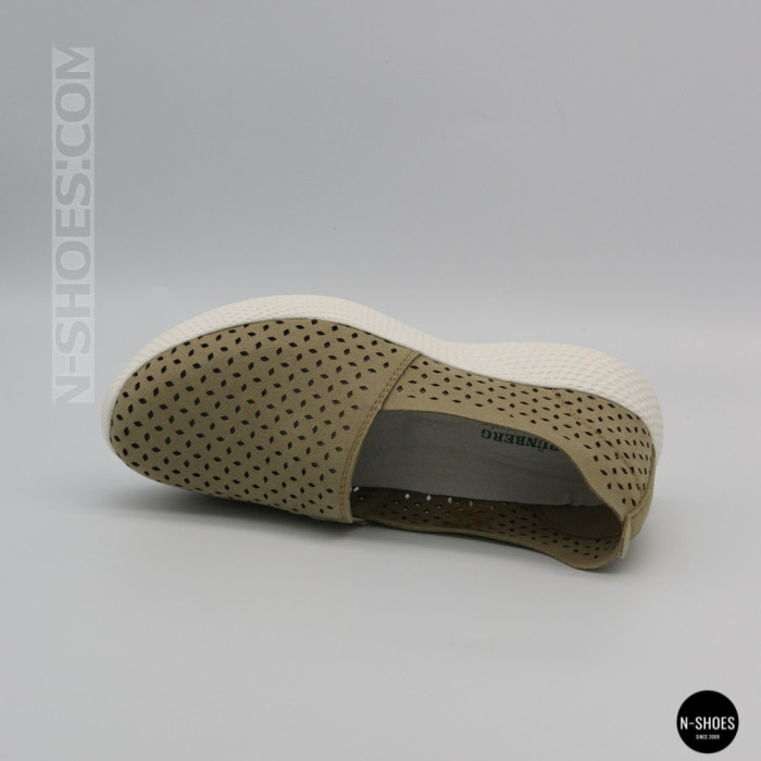 Comfortable Women's Slip-Ons Grunberg 157558-10-03 Beige