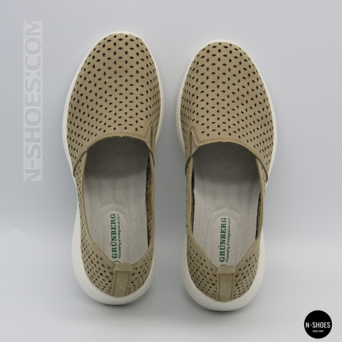 Comfortable Women's Slip-Ons Grunberg 157558-10-03 Beige
