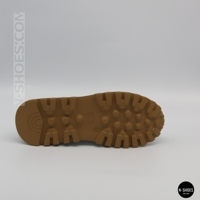 Летние кожаные кроссовки Romax Comfort 1620-1 6245 с перфорацией