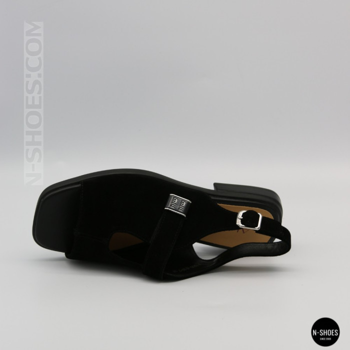 Черные замшевые босоножки ALLSY 211039 Lonza 212441 black 6248 для вашего комфорта