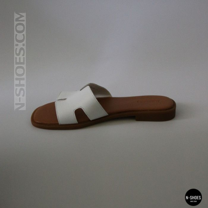 White Leather Sandals HERMES Oran 212827 Lonza 212609 94404304-1 l 6270 in Quiet Luxury Style