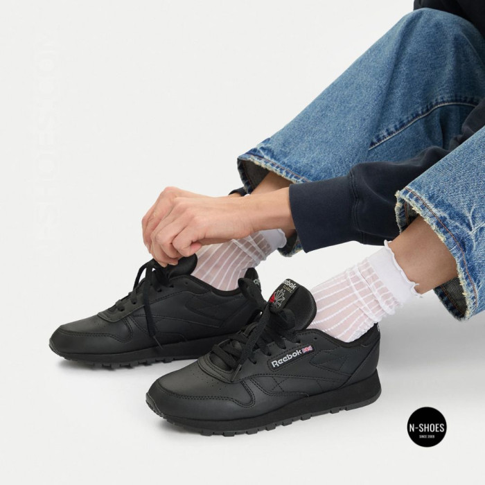 Кросівки Reebok EO-CLASSIC LEATHER 100008497 6323: чорна класика