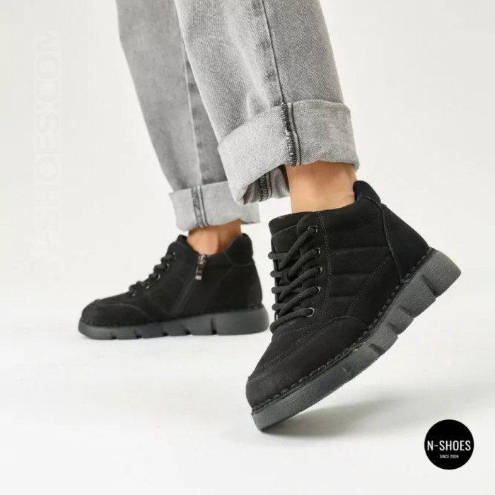 Тепло и комфорт: ботинки Allsy 220444 Lonza 220767 6338 BLACK NUBUK из нубука