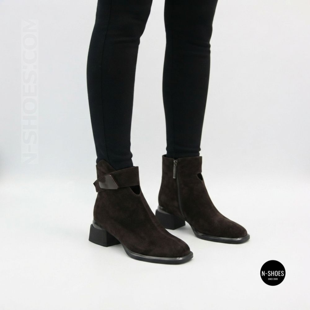 Elegant Demi-Season Ankle Boots Fabio Monelli 216609