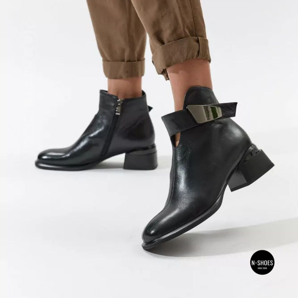 Жіночі шкіряні ботильйони Fabio Monelli 215049 LE1245-WS678-YP1718B BLACK Lonza 220213 6395