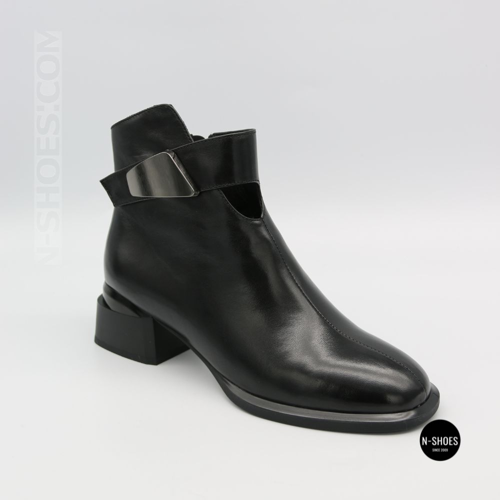 Жіночі шкіряні ботильйони Fabio Monelli 215049 LE1245-WS678-YP1718B BLACK Lonza 220213 6395