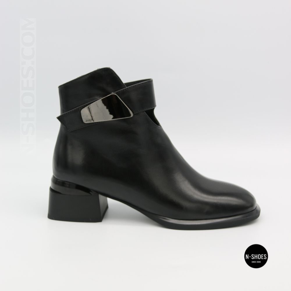 Жіночі шкіряні ботильйони Fabio Monelli 215049 LE1245-WS678-YP1718B BLACK Lonza 220213 6395