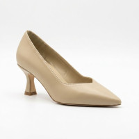 Жіночі туфлі-човники N-SHOES Lirio T 0429-64KP-75 6404 Napoli бежевого кольору із глибоким елегантним V-подібним вирізом