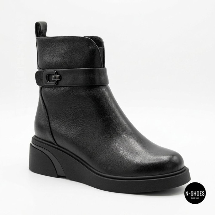 Women's Winter Leather Boots Fabio Monelli 6428 – Fur-Lined & Platform Sole