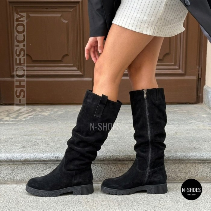 Romax Comfort 8180-4e 6437 Women's Black Suede Winter Boots on Fur with Low Heel