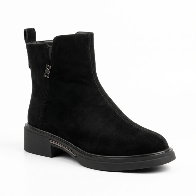 Женские зимние замшевые ботинки Fabio Monelli 216834 Y852-6B175ZM-Y002 BLACK 6472 5490 черного цвета из натуральной замши на меху с молнией