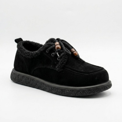 Черные замшевые женские зимние туфли Allsy 216256 lt-26n26a-24m black 6625 на толстой подошве с меховой отделкой и декоративными бусинами на шнурках идеальны для автоледи.