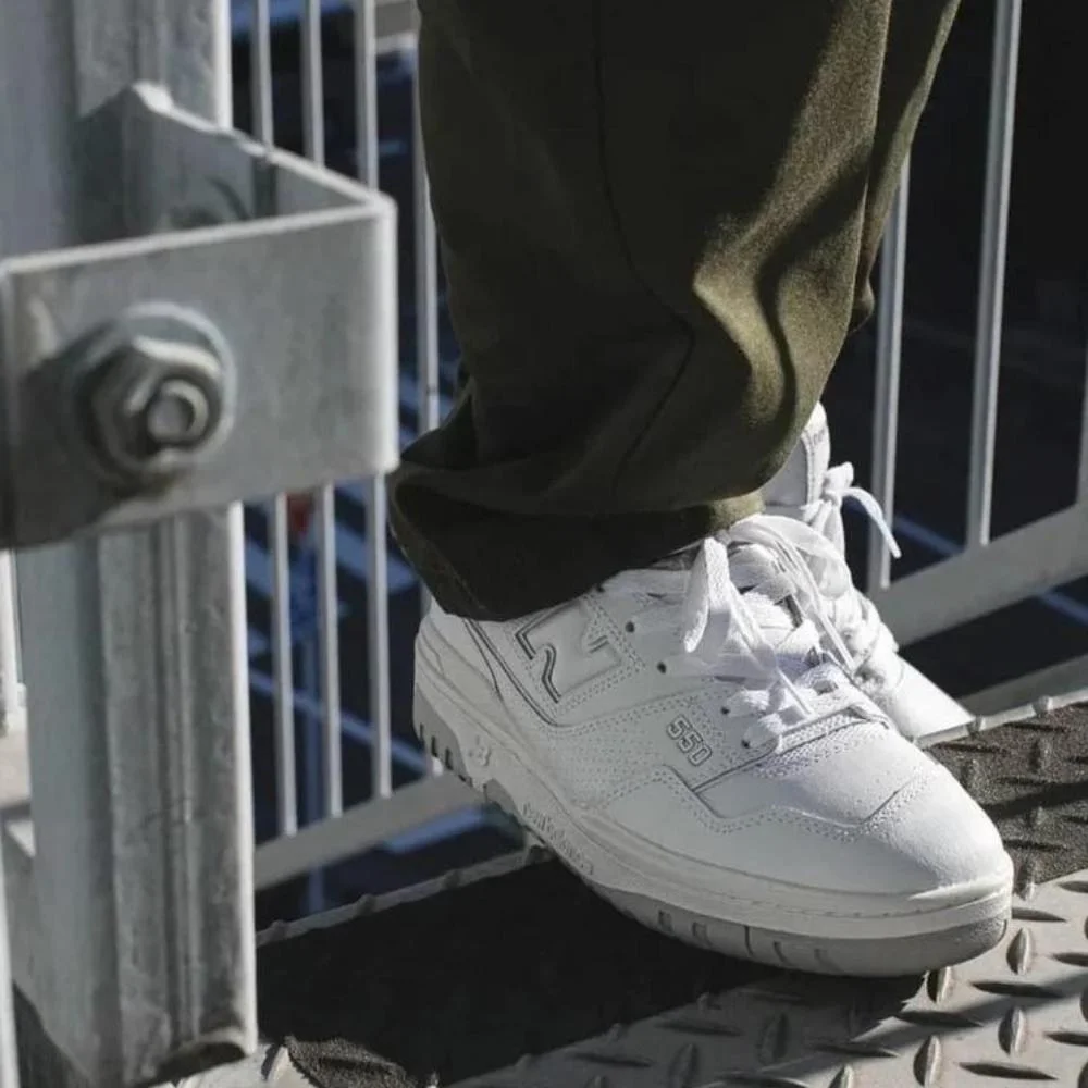 NEW BALANCE men's sneakers (USA) model 550