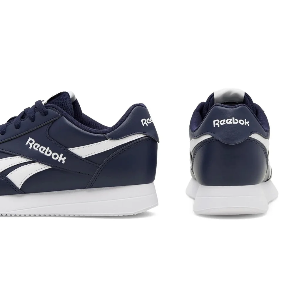 Шкіряні кросівки Reebok Jogger Update модель 5704