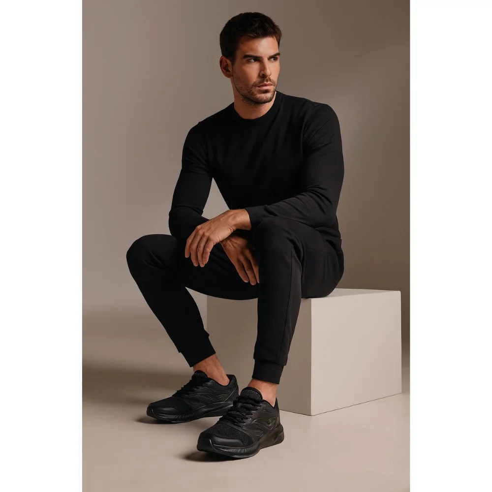 Мужские черные кроссовки Joma Vitaly RVITAW2421 5731 для спорта