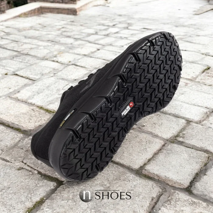 Чорні чоловічі кросівки Joma Zen CZENW2421 5765 для міста