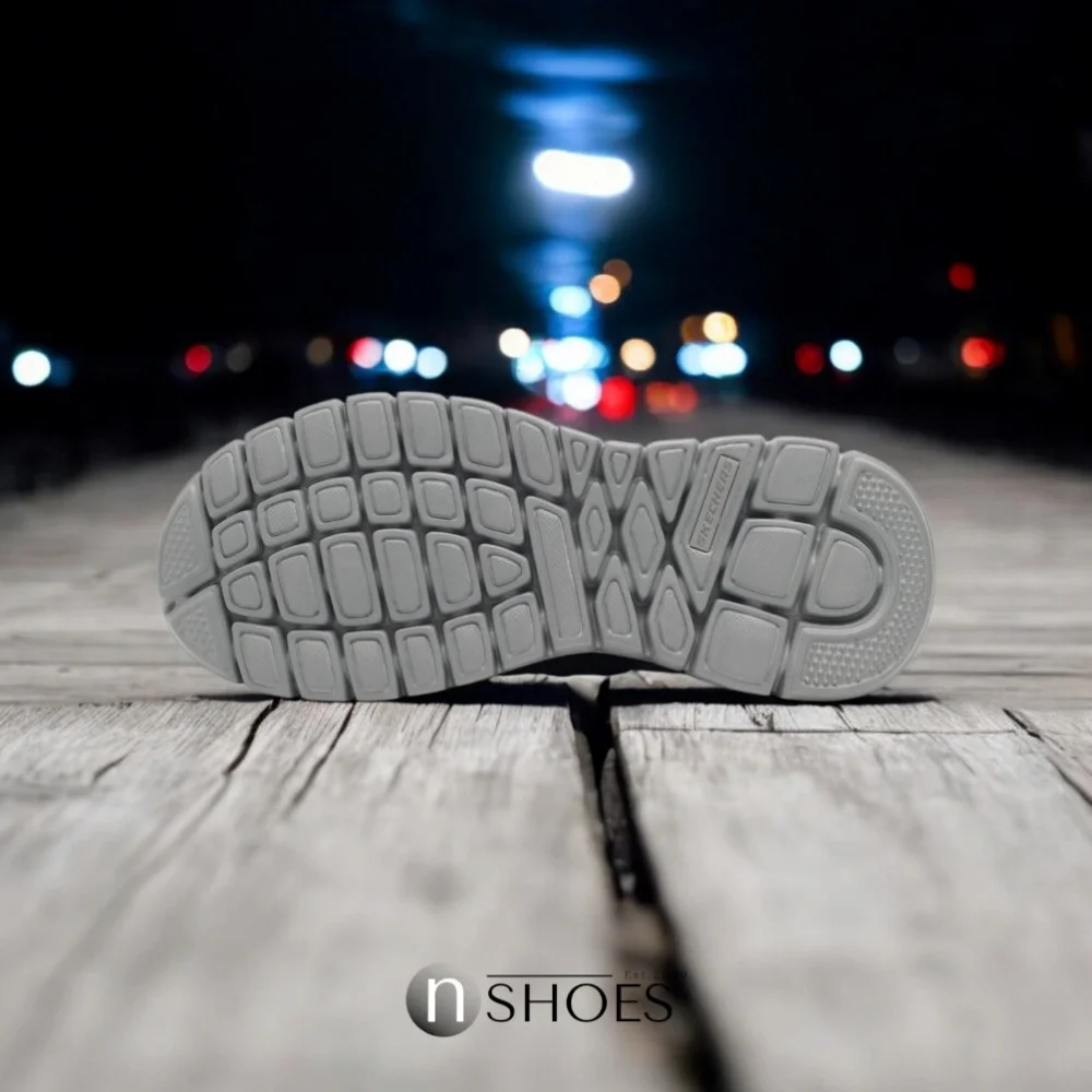 Чоловічі чорні кросівки Skechers Agoura 52635 BKGY модель 5769