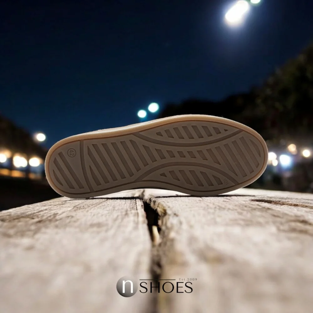 Чоловічі шкіряні демісезонні кросівки Crosby 457098-05-02W 5820 у стилі BOSS Brenta