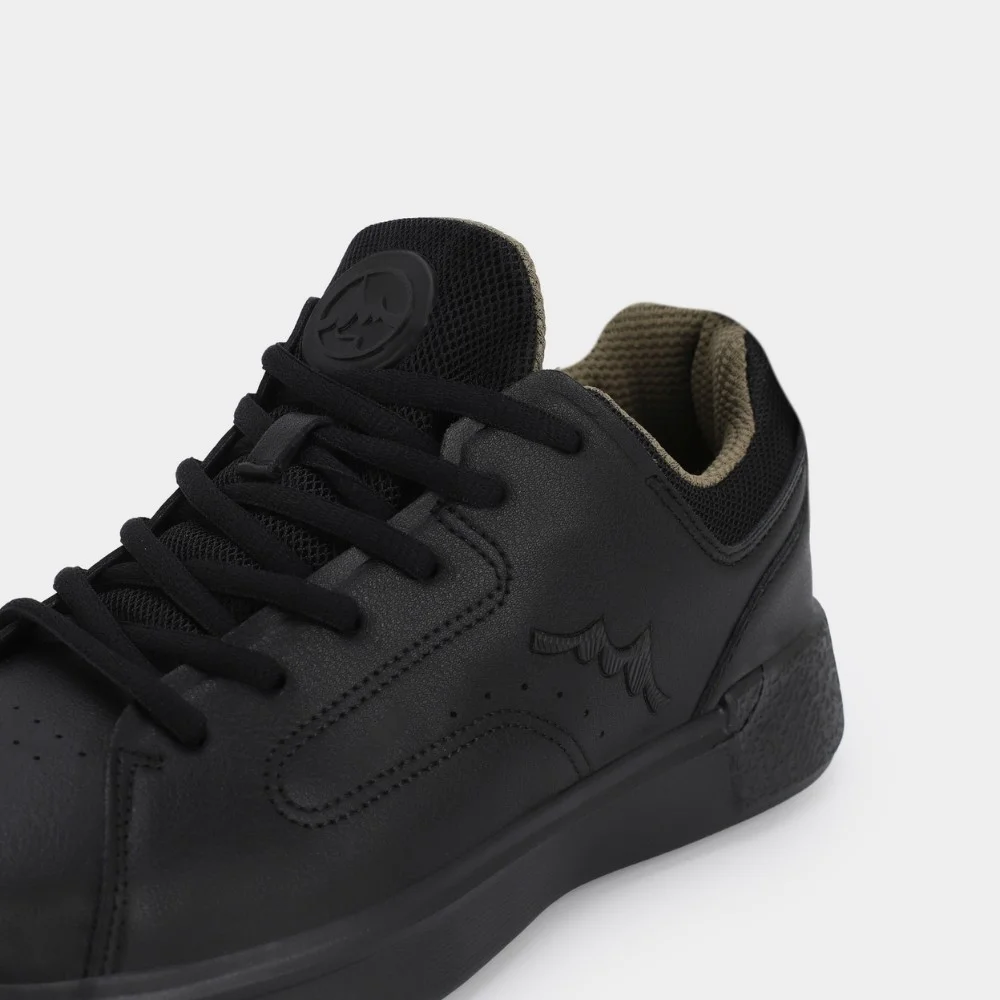 Чоловічі чорні туфлі-кросівки GRUNBERG 157797 02-01E 5824 з натуральної шкіри