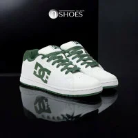 Men's white puffy sneakers with large laces hi-tops DC Gaveler Sn ADYS100574-WF0 5899 original with genuine leather from the American brand