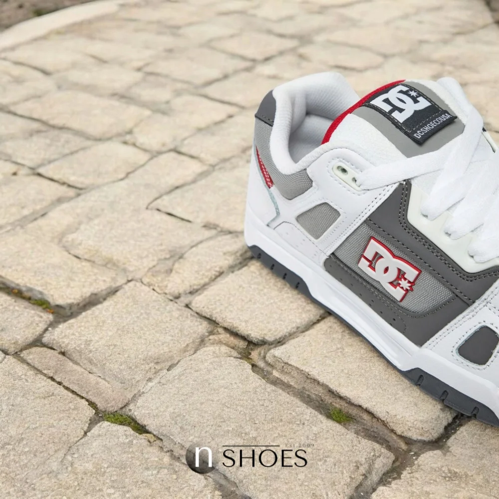 Чоловічі біло-сірі кросівки з великими шнурками хайтопи DC STAG модель 5900