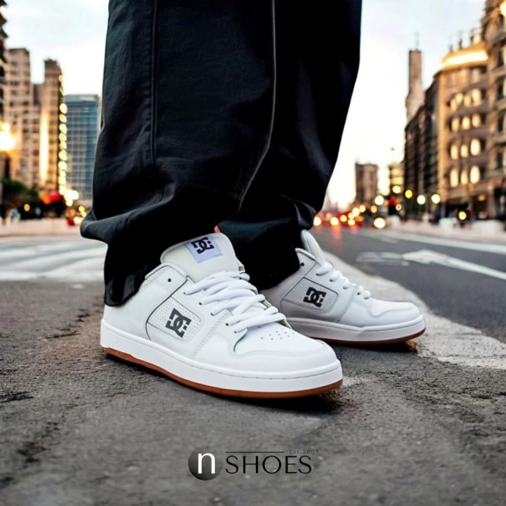 Men's white sneakers DC MANTECA 4 ADYS100765-HBW 5903