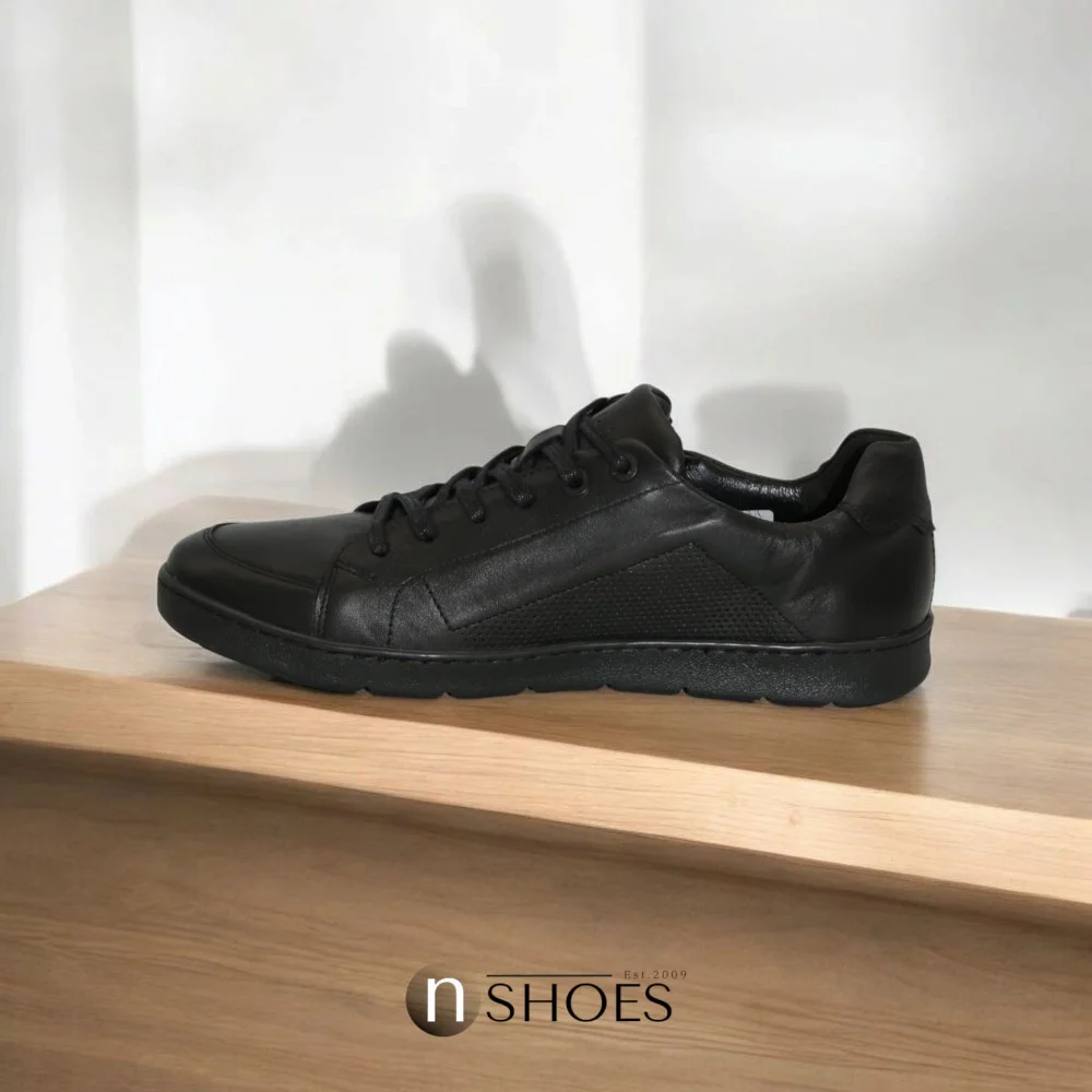 Чоловічі шкіряні кросівки Tapi (Польща) модель 5908