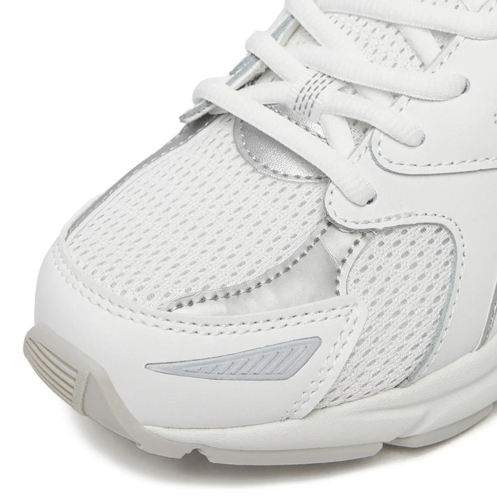 Мужские белые кроссовки Reebok CEO-ROAD PRIME 100208663 M 6015