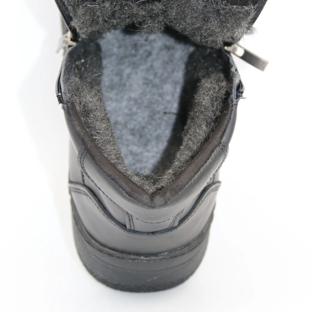 Alex Bens 6069 men’s winter boots in leather and wool with Vivo Barefoot style