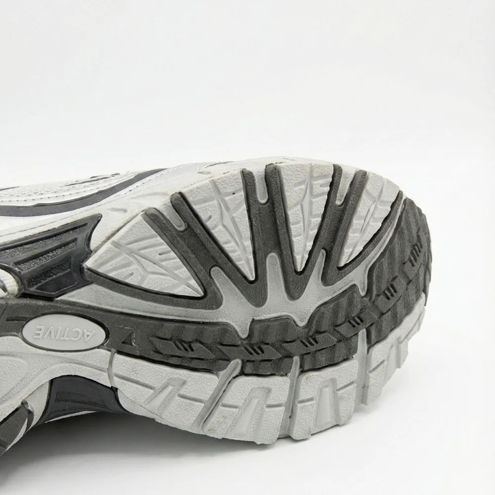 Мужские кроссовки Bona 808M Grey-Dark Grey 6136 из натуральной кожи