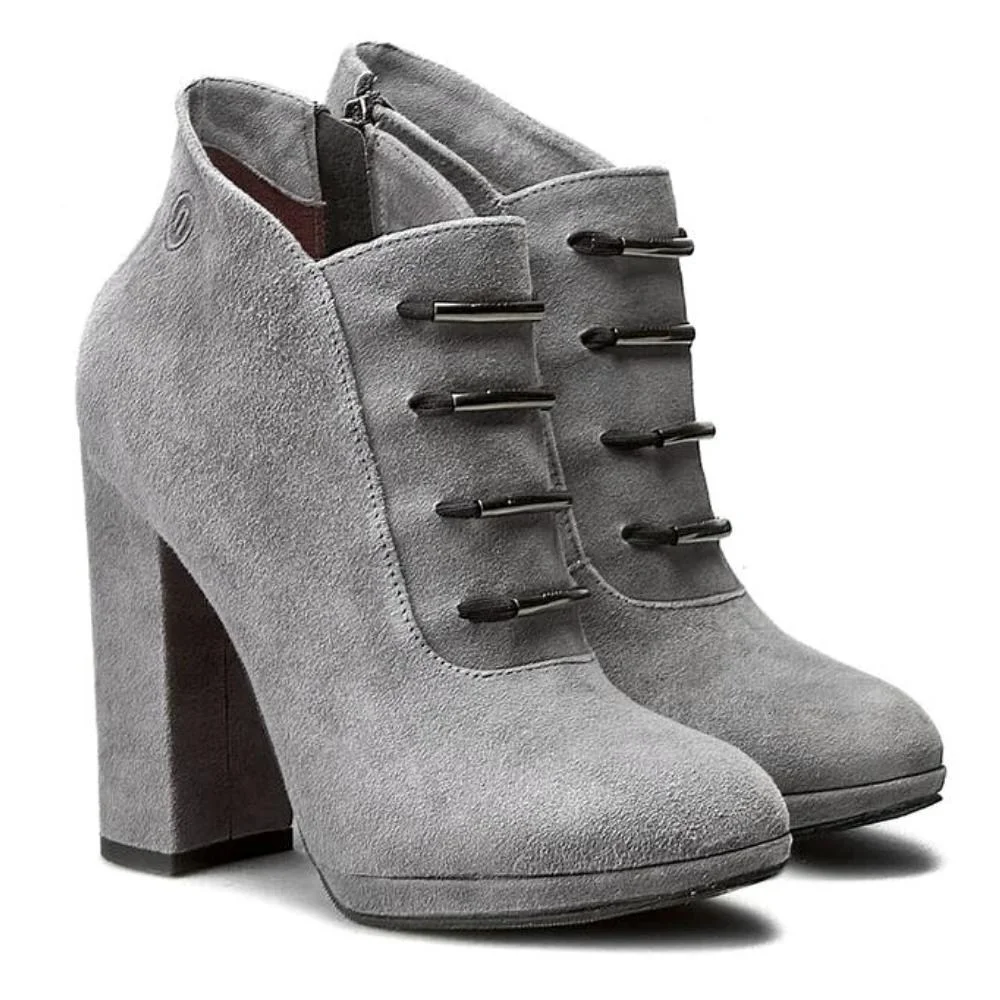 Women's gray boots NESSI (Poland) model 3448