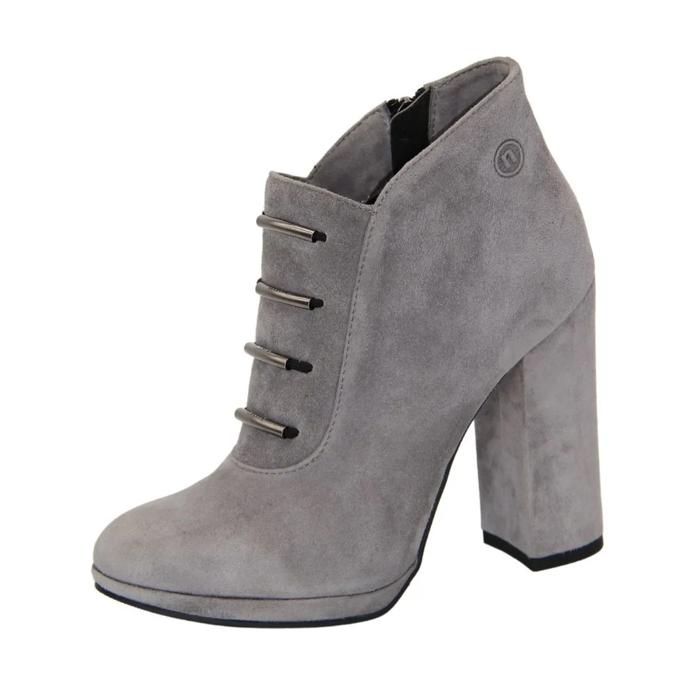 Women's gray boots NESSI (Poland) model 3448