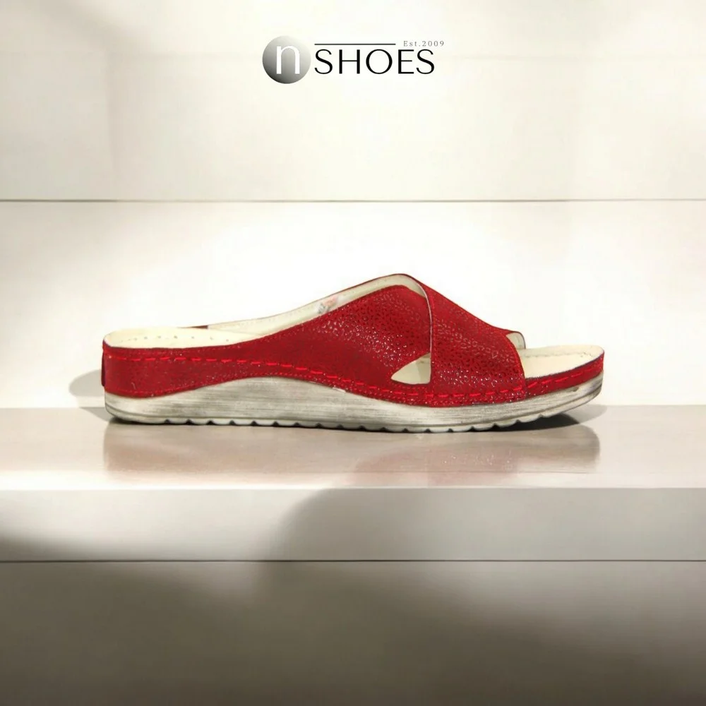 Slippers female burgundy Pollonus (Poland) model 4122