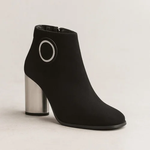 Women's black boots Solo Femme Poland 48007-13-c78-000-czarny 4192