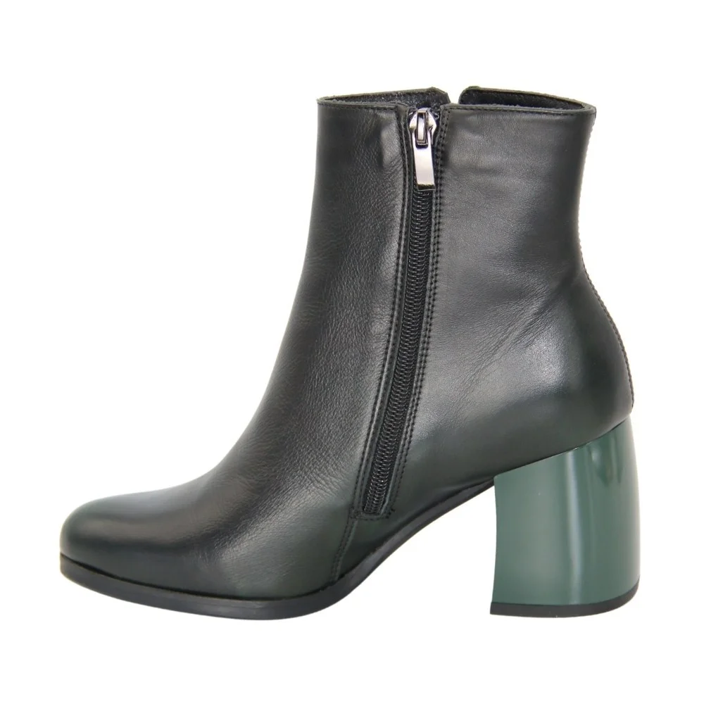 Жіночі чорні черевики демісезонні Kabala (Польща) модель 4261