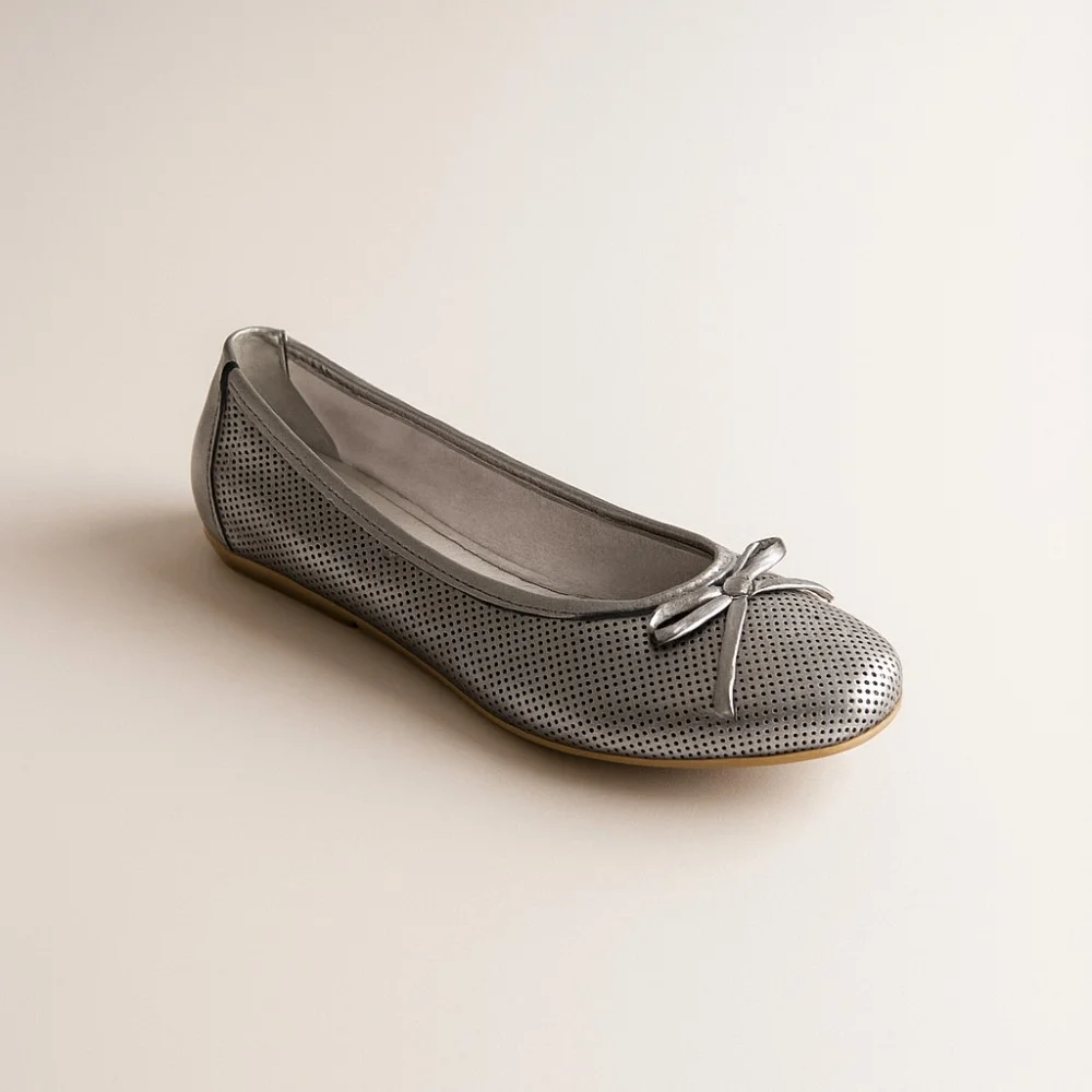 Женские серебристые балетки Simen (Польша) модель 4417