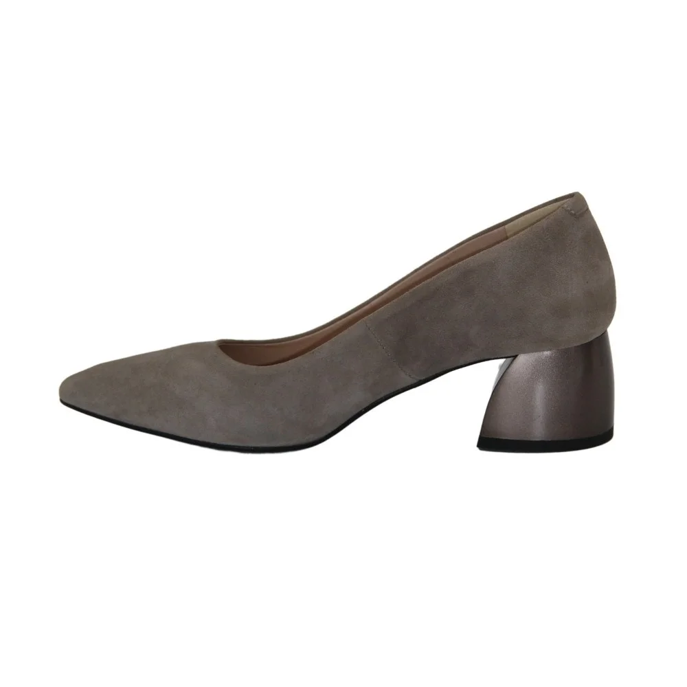 Жіночі сірі туфлі Kaniowski (Польща) модель 4504