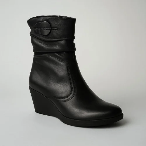 Жіноче чорне зимове взуття Axel 4247 czarny 4613 зі знижкою 38 і 39 розмір натуральної шкіри вовни від польської фабрики