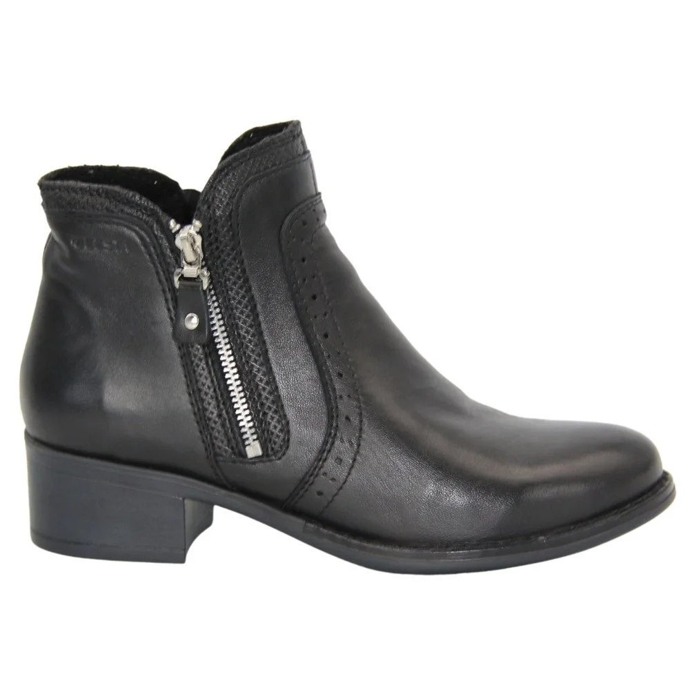 Women's black boots Lesta (Poland) model 4614